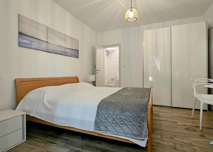 Viviana Azur * Novigrad Istria